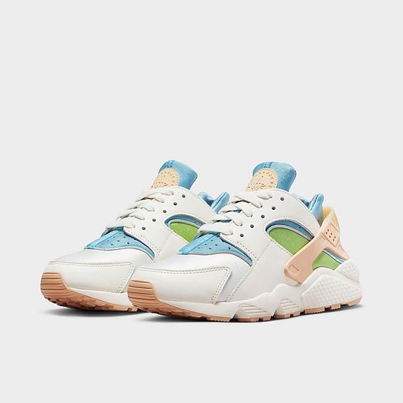 Nike Shoes - Nike Air Huarache (new,without original box)